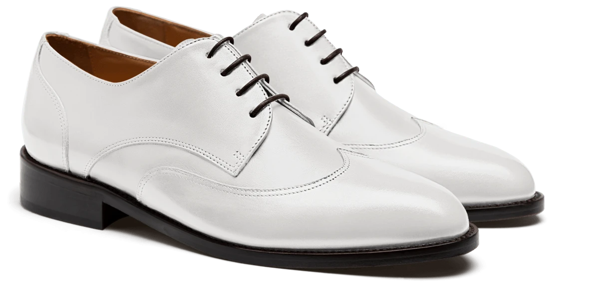 Chaussures de villes Derby à bout golf en cuir blanc