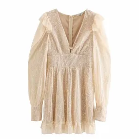 Robe Beige Dentelle