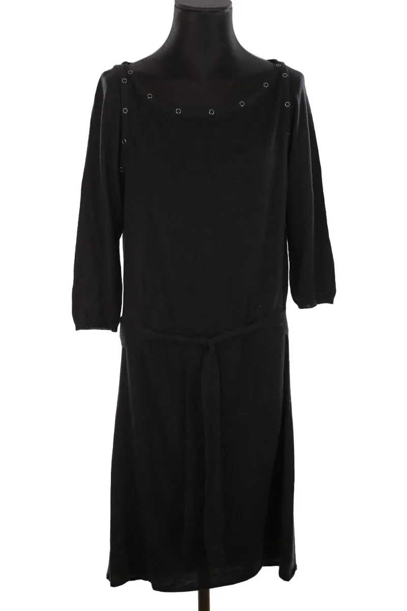 Robe en laine Vanessa Bruno noir. Matière principale laine. Taille 38.