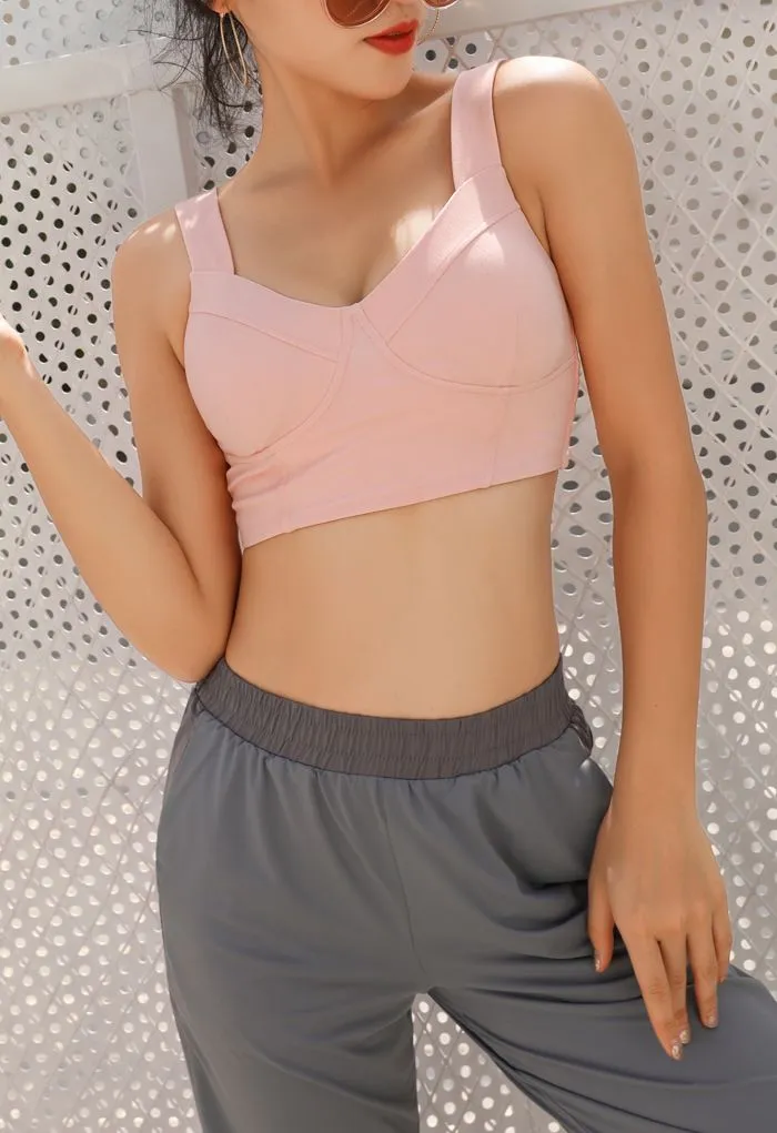 Soutien-gorge de sport camisole à faible impact avec coutures en rose nude