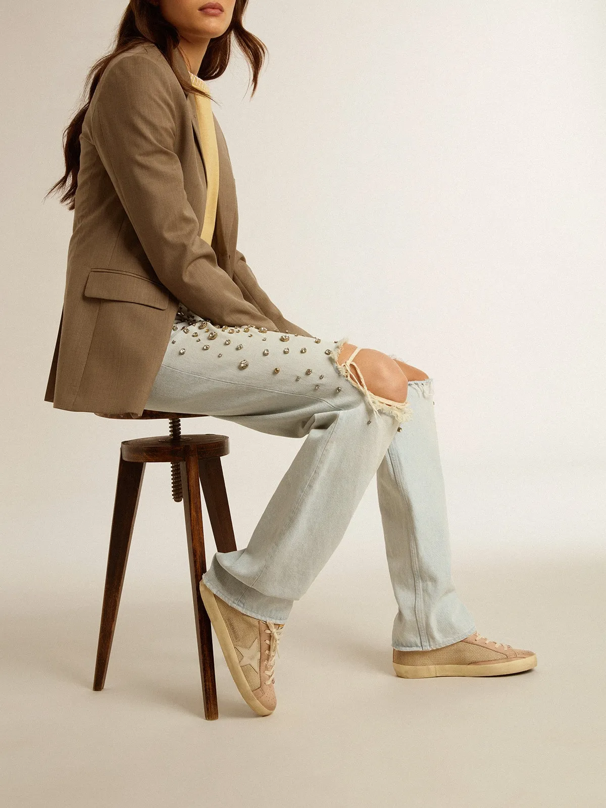 Super-Star LTD en résille blanche et nubuck rose avec contrefort en cristaux Swarovski | Golden Goose