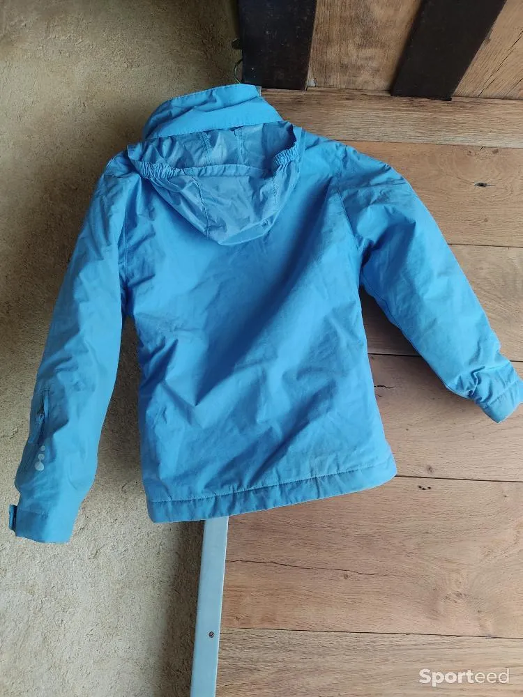 Veste de ski  d'occasion Ajouté le : 11/11/2022