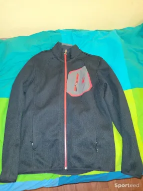 Veste  d'occasion Ajouté le : 07/02/2023